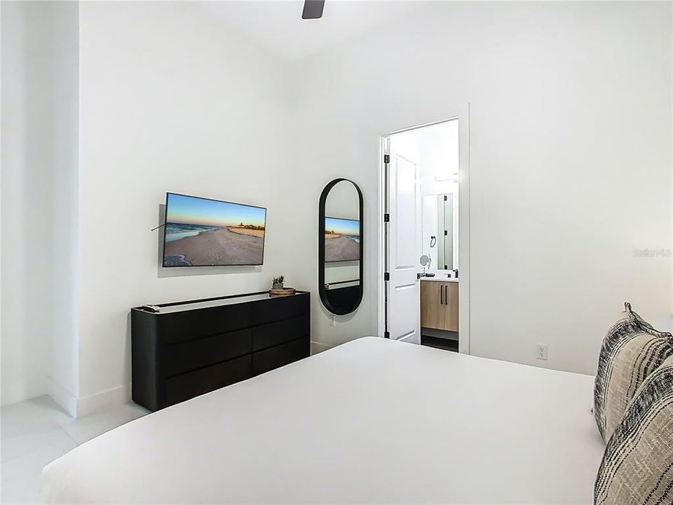 待售: $3,479,000 (9 贝兹, 9 浴室, 6385 平方英尺)