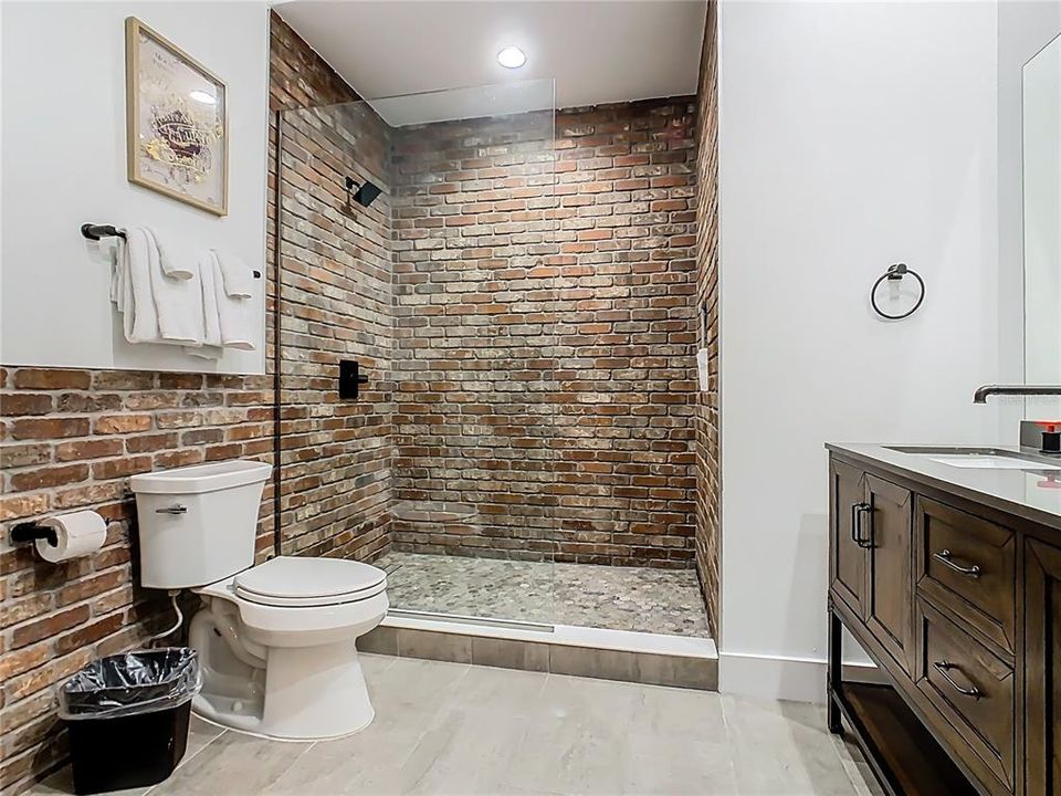 待售: $3,479,000 (9 贝兹, 9 浴室, 6385 平方英尺)