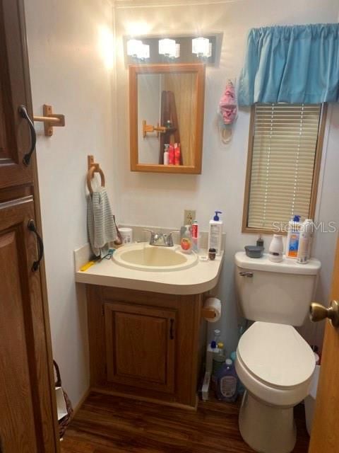 For Sale: $95,000 (1 beds, 1 baths, 528 Square Feet)