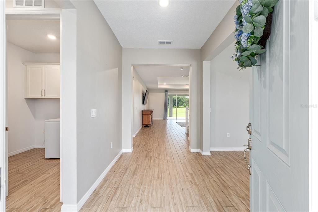 待售: $649,900 (4 贝兹, 4 浴室, 3878 平方英尺)