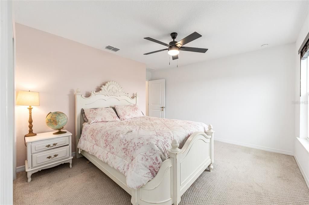 待售: $649,900 (4 贝兹, 4 浴室, 3878 平方英尺)