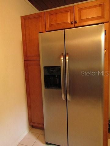 For Rent: $6,500 (2 beds, 1 baths, 1276 Square Feet)