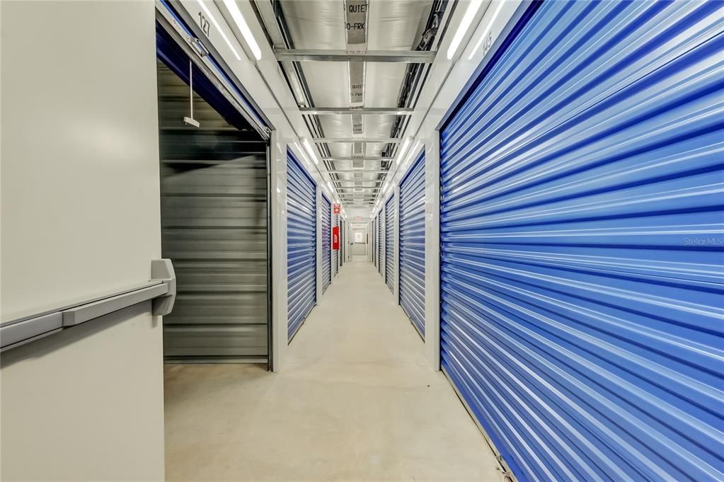 待售: $2,700,000 (0 贝兹, 0 浴室, 0 平方英尺)