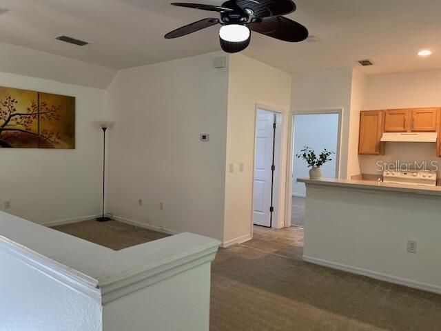 出租: $1,650 (1 贝兹, 1 浴室, 864 平方英尺)