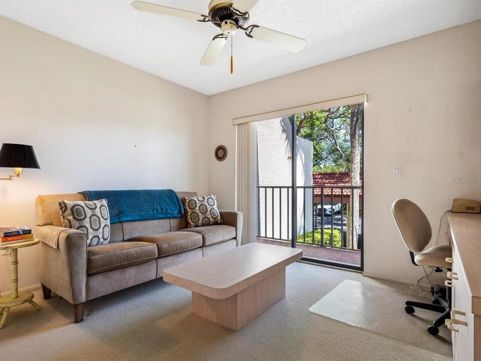 На продажу: $599,900 (3 спален, 2 ванн, 1596 Квадратных фут)