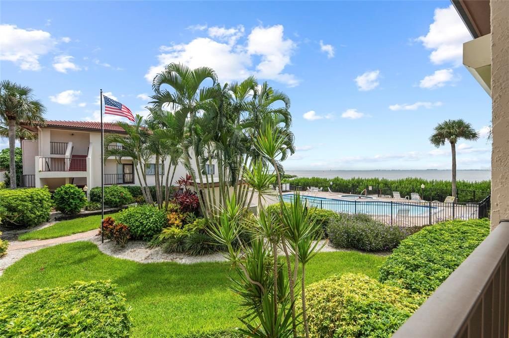 На продажу: $599,900 (3 спален, 2 ванн, 1596 Квадратных фут)