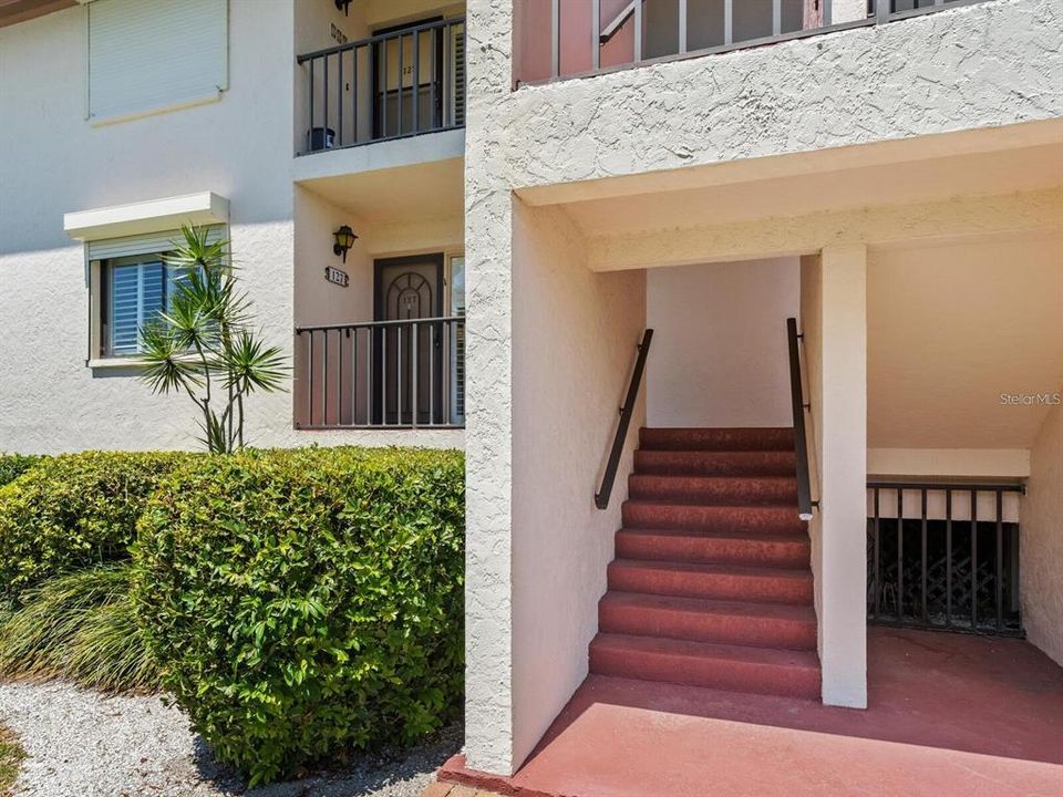 На продажу: $599,900 (3 спален, 2 ванн, 1596 Квадратных фут)