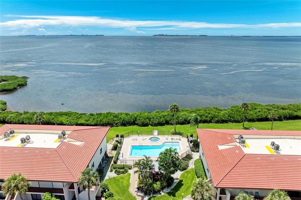 На продажу: $599,900 (3 спален, 2 ванн, 1596 Квадратных фут)