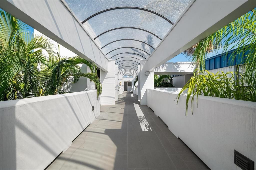 待售: $799,000 (2 贝兹, 2 浴室, 1349 平方英尺)