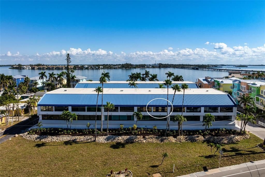 待售: $799,000 (2 贝兹, 2 浴室, 1349 平方英尺)