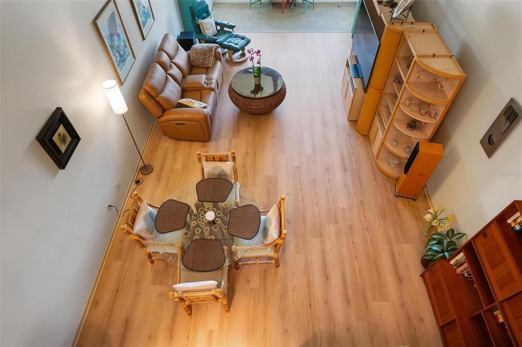 待售: $799,000 (2 贝兹, 2 浴室, 1349 平方英尺)