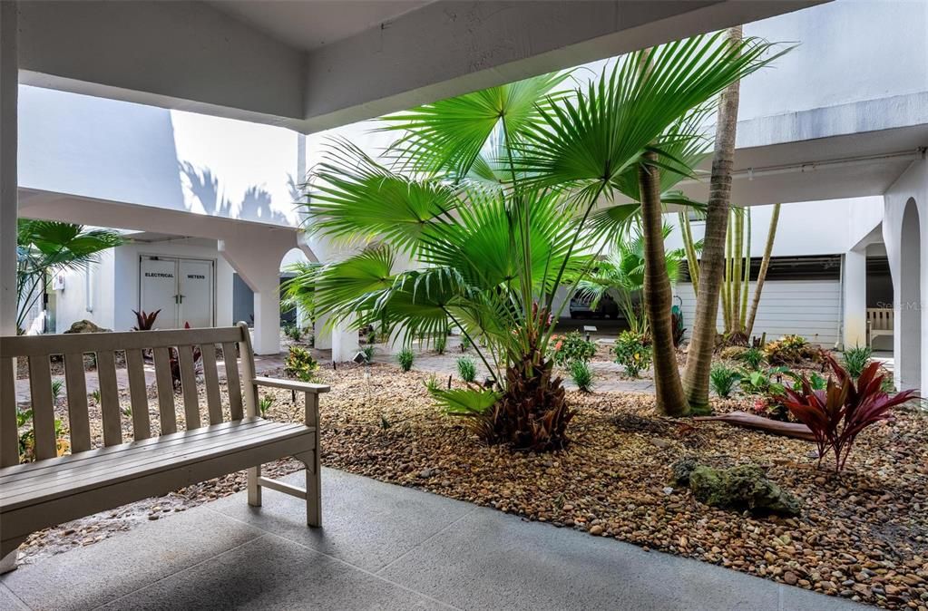 待售: $799,000 (2 贝兹, 2 浴室, 1349 平方英尺)