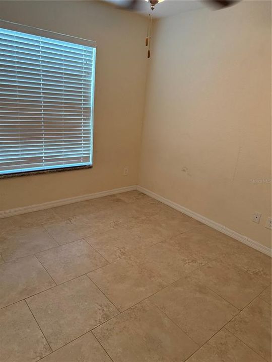 Active With Contract: $225,000 (3 beds, 2 baths, 1426 Square Feet)