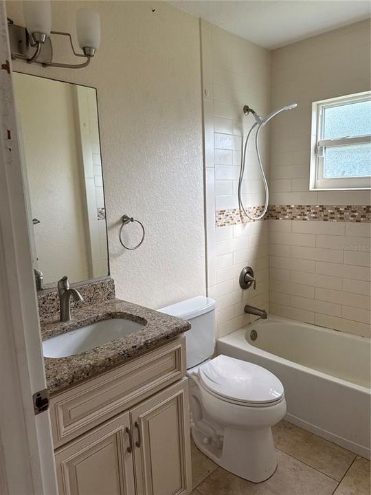 Active With Contract: $225,000 (3 beds, 2 baths, 1426 Square Feet)