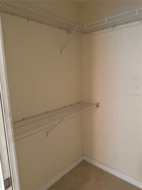 Active With Contract: $225,000 (3 beds, 2 baths, 1426 Square Feet)