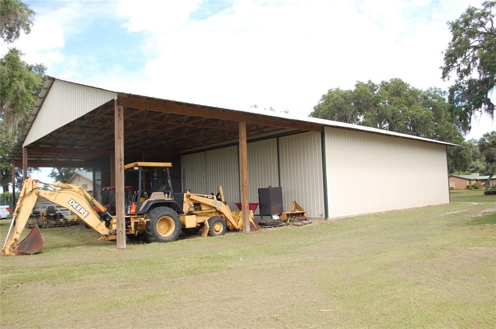 For Sale: $800,000 (3 beds, 2 baths, 2268 Square Feet)