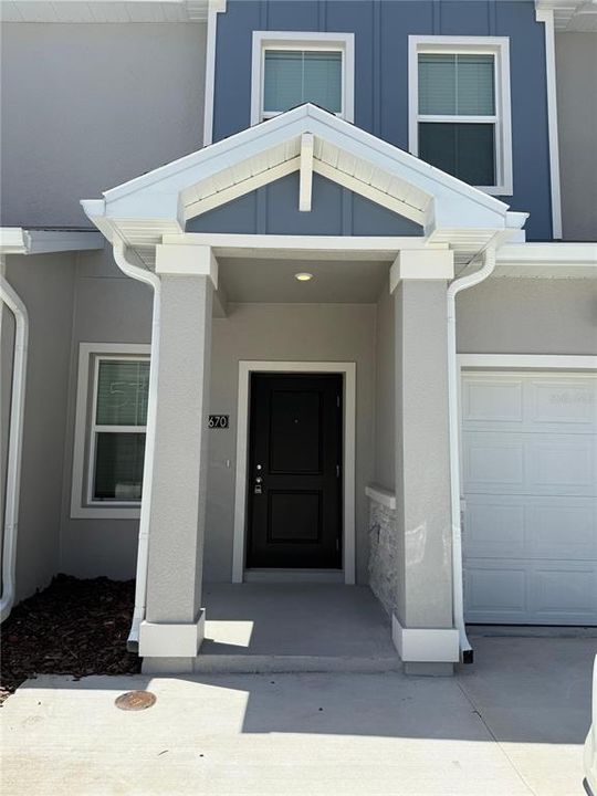 Vendido Recientemente: $299,990 (3 camas, 2 baños, 1674 Pies cuadrados)