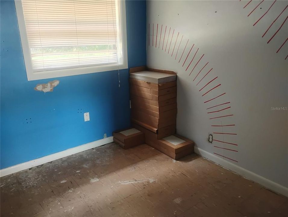 Activo con contrato: $110,000 (3 camas, 2 baños, 1209 Pies cuadrados)