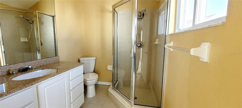 Active With Contract: $212,000 (3 beds, 3 baths, 1633 Square Feet)