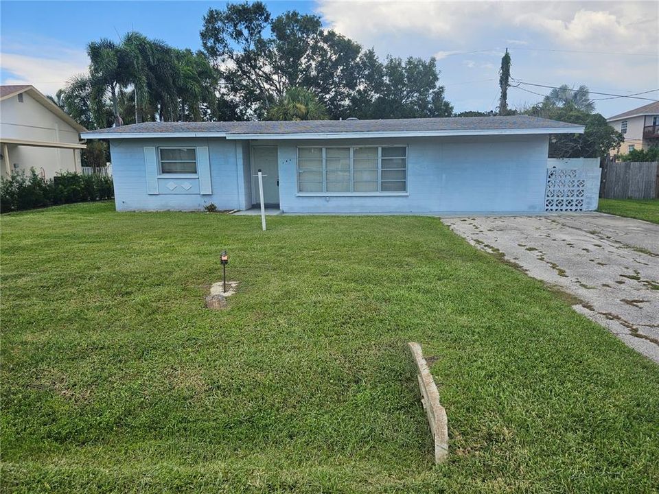 待售: $260,000 (3 贝兹, 1 浴室, 1525 平方英尺)