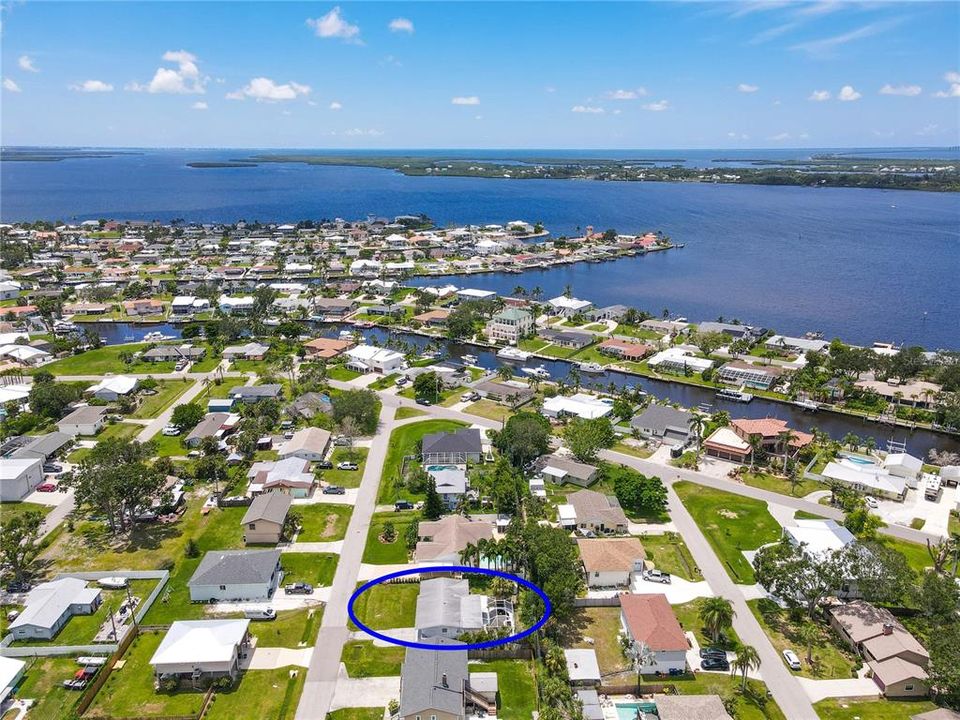 待售: $260,000 (3 贝兹, 1 浴室, 1525 平方英尺)