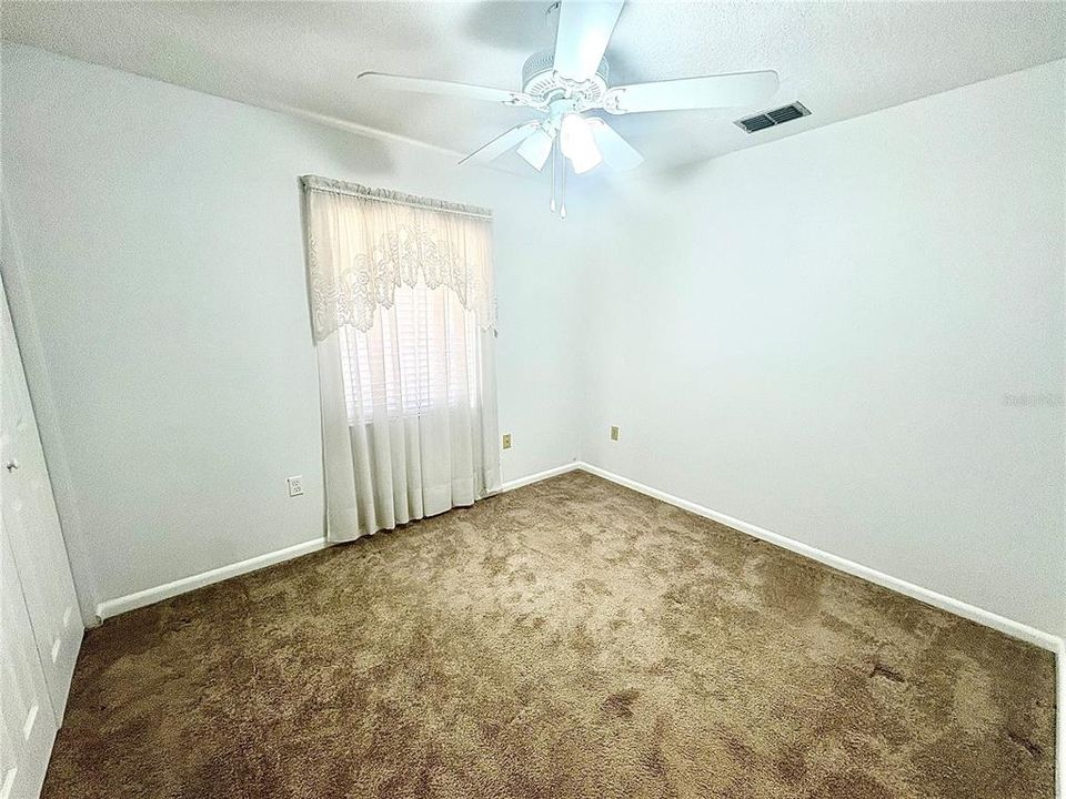 Activo con contrato: $239,000 (3 camas, 2 baños, 1107 Pies cuadrados)