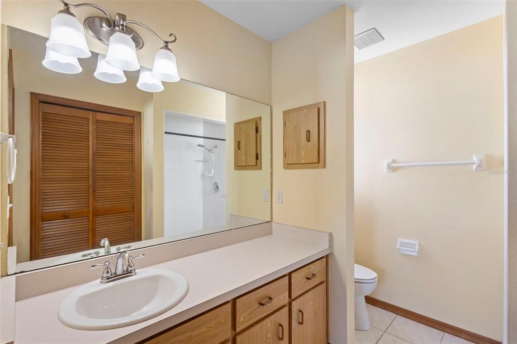 For Sale: $314,500 (3 beds, 2 baths, 1369 Square Feet)