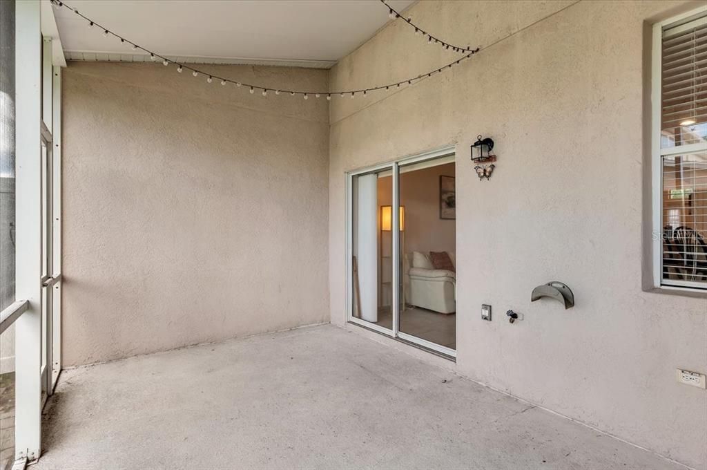 На продажу: $289,900 (3 спален, 2 ванн, 1378 Квадратных фут)