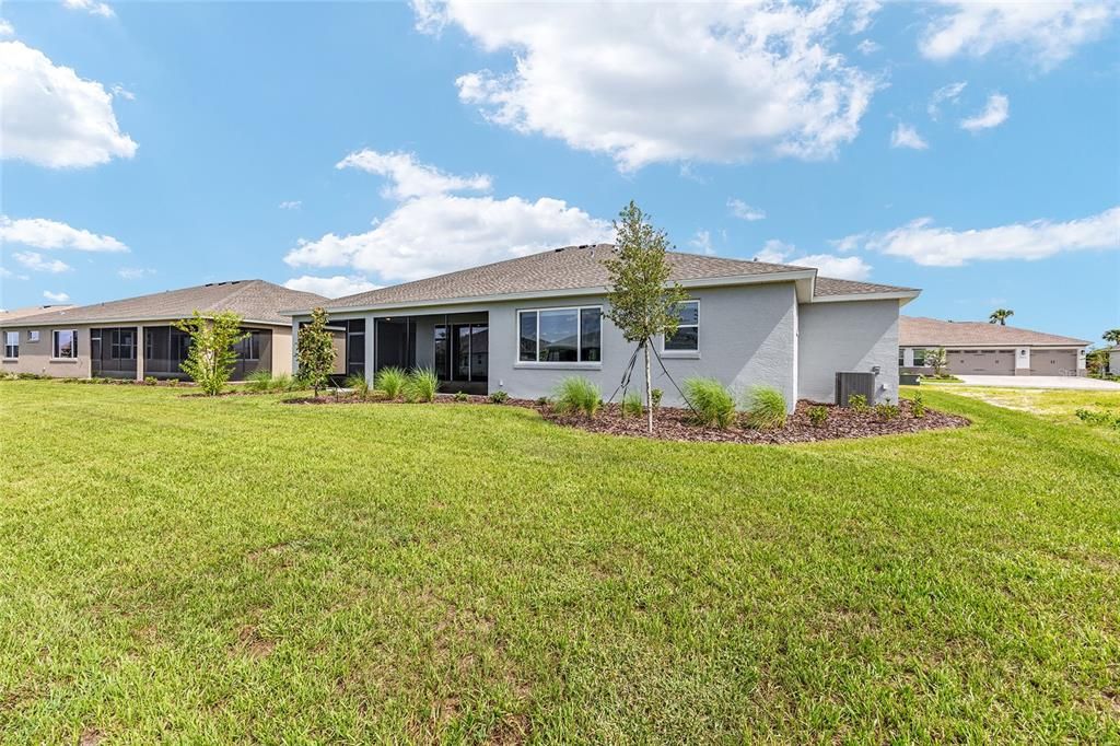 Active With Contract: $473,000 (3 beds, 3 baths, 2211 Square Feet)