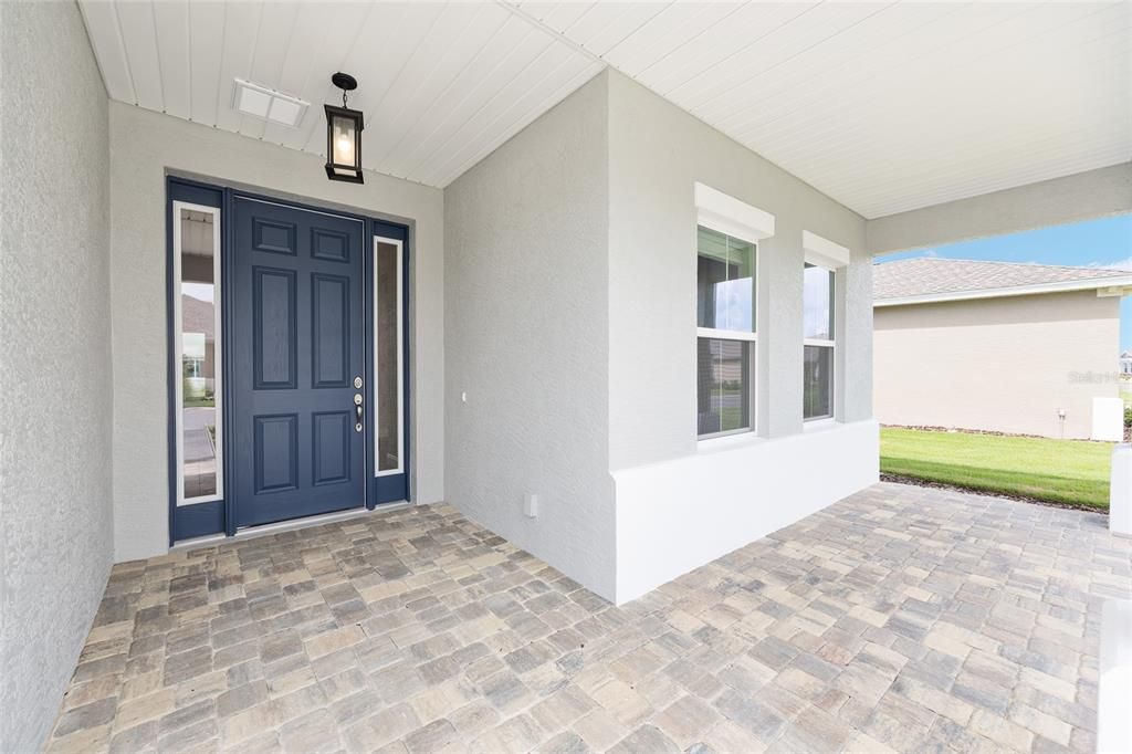 Active With Contract: $473,000 (3 beds, 3 baths, 2211 Square Feet)