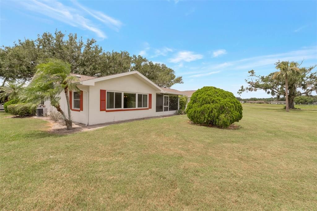 For Sale: $214,500 (2 beds, 2 baths, 1448 Square Feet)