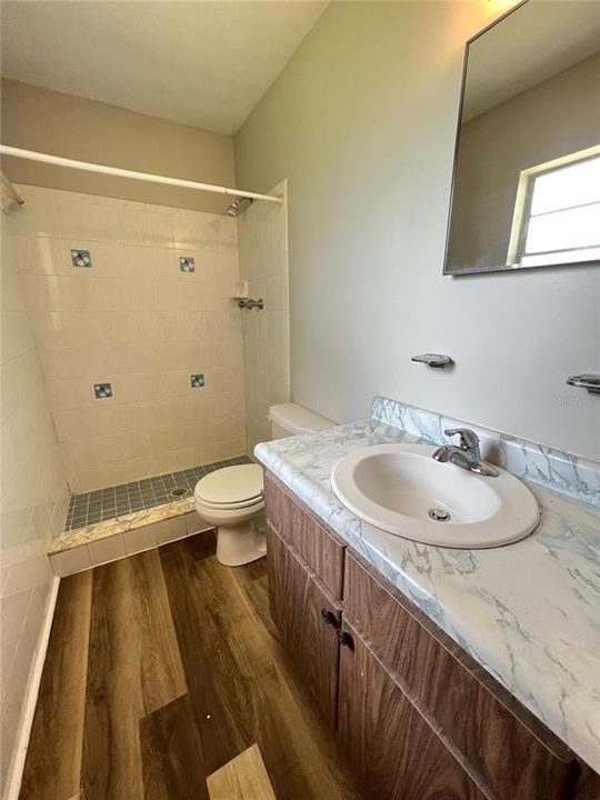 Active With Contract: $249,000 (3 beds, 2 baths, 1954 Square Feet)