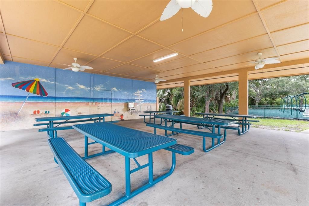 For Sale: $699,000 (4 beds, 3 baths, 3289 Square Feet)