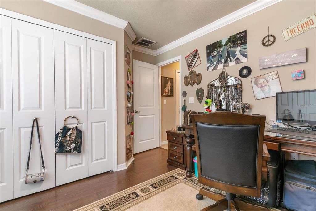 For Sale: $699,000 (4 beds, 3 baths, 3289 Square Feet)