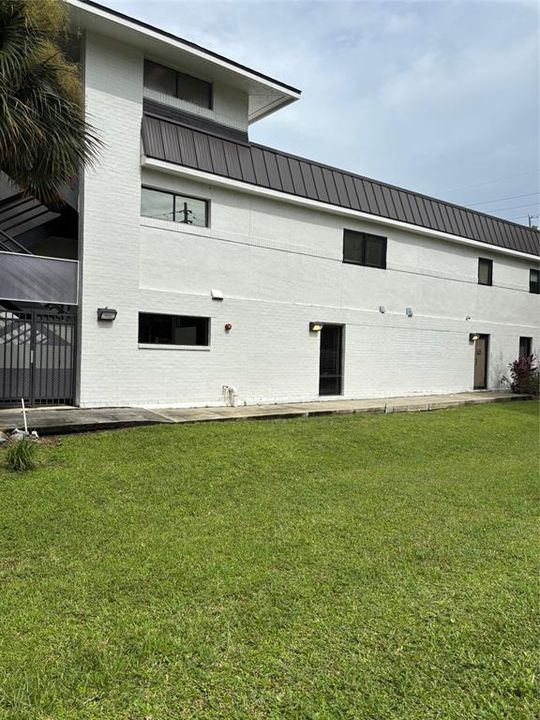 For Sale: $2,650,000 (0 beds, 0 baths, 9918 Square Feet)