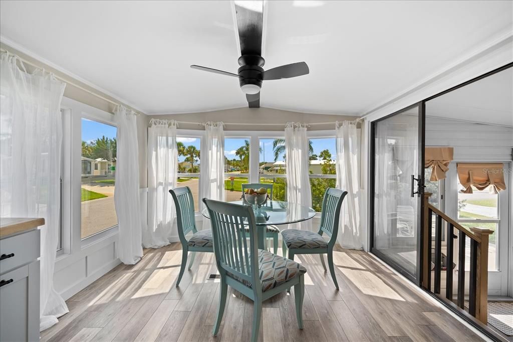 合同活跃: $159,000 (1 贝兹, 1 浴室, 403 平方英尺)