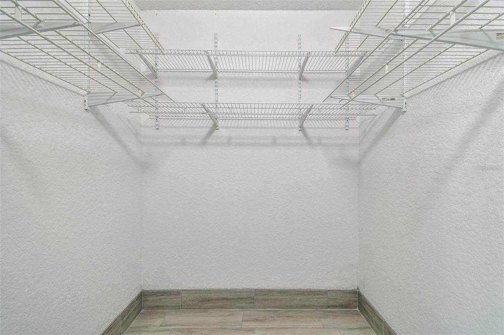 待售: $100,000 (2 贝兹, 1 浴室, 891 平方英尺)