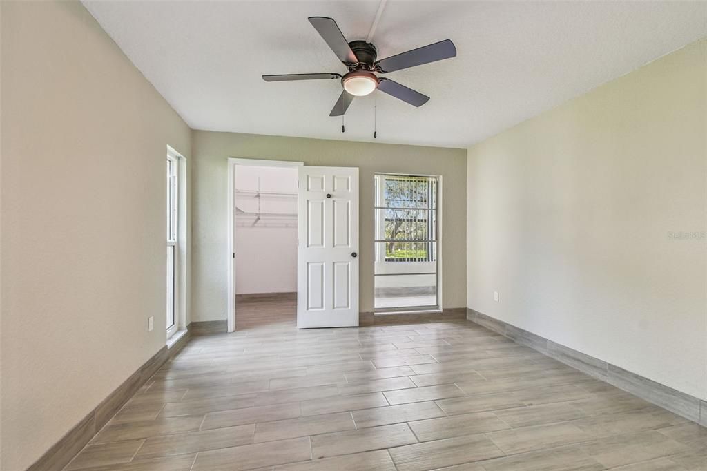 待售: $100,000 (2 贝兹, 1 浴室, 891 平方英尺)