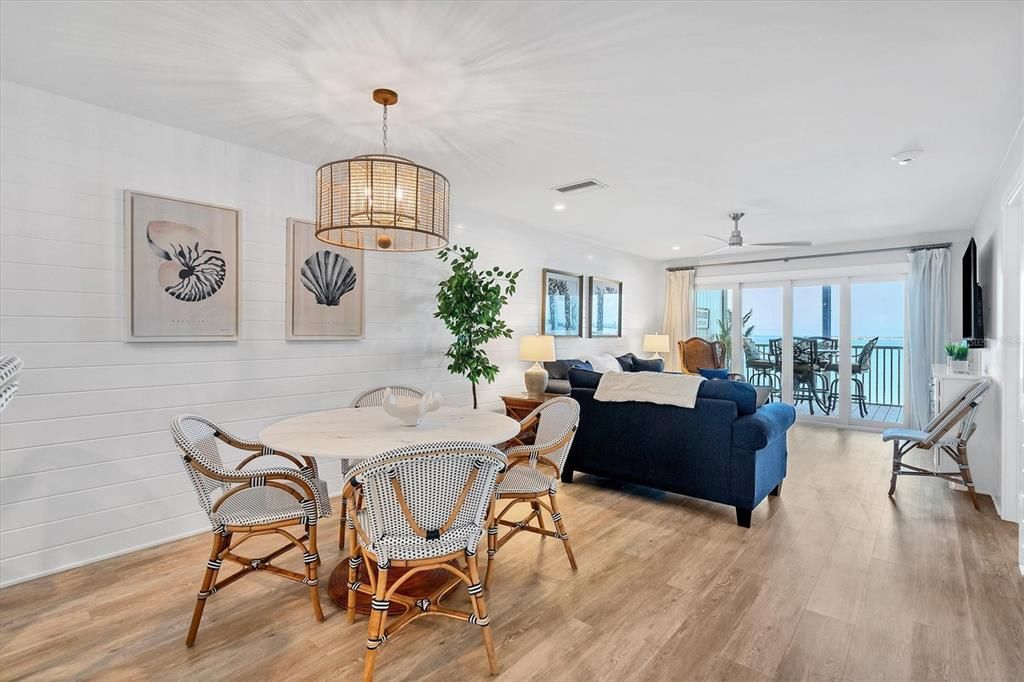 出租: $4,000 (2 贝兹, 2 浴室, 1248 平方英尺)