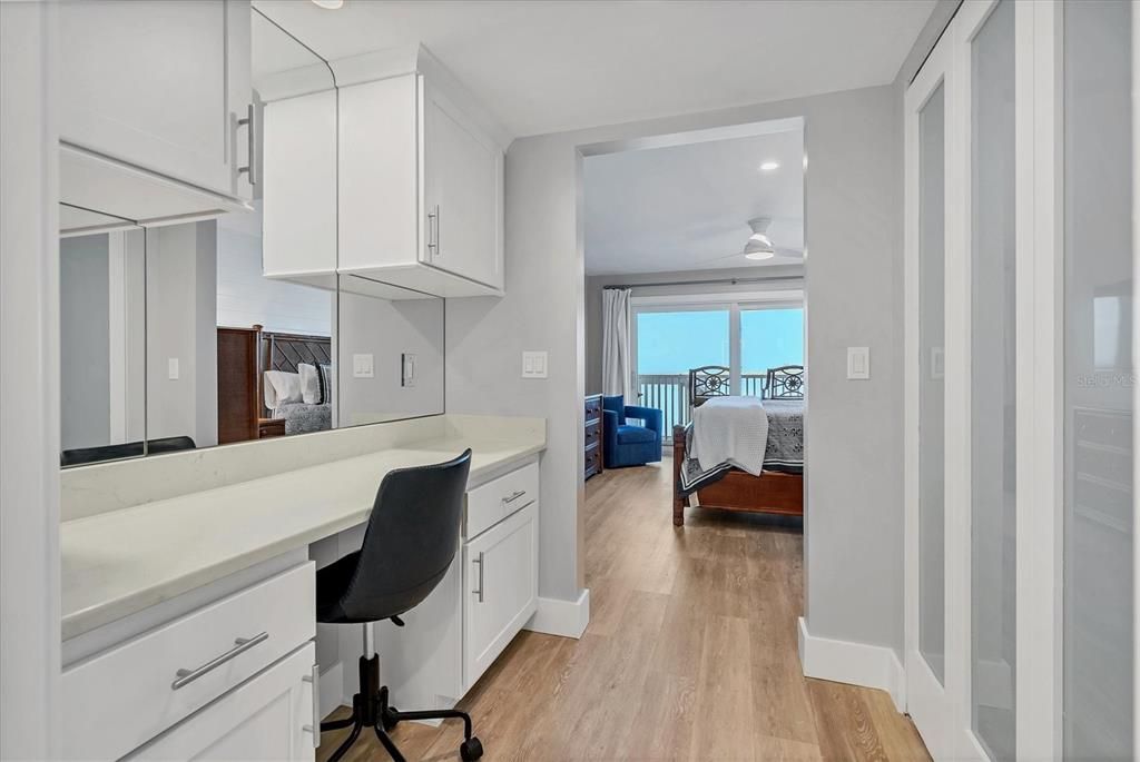 出租: $4,000 (2 贝兹, 2 浴室, 1248 平方英尺)