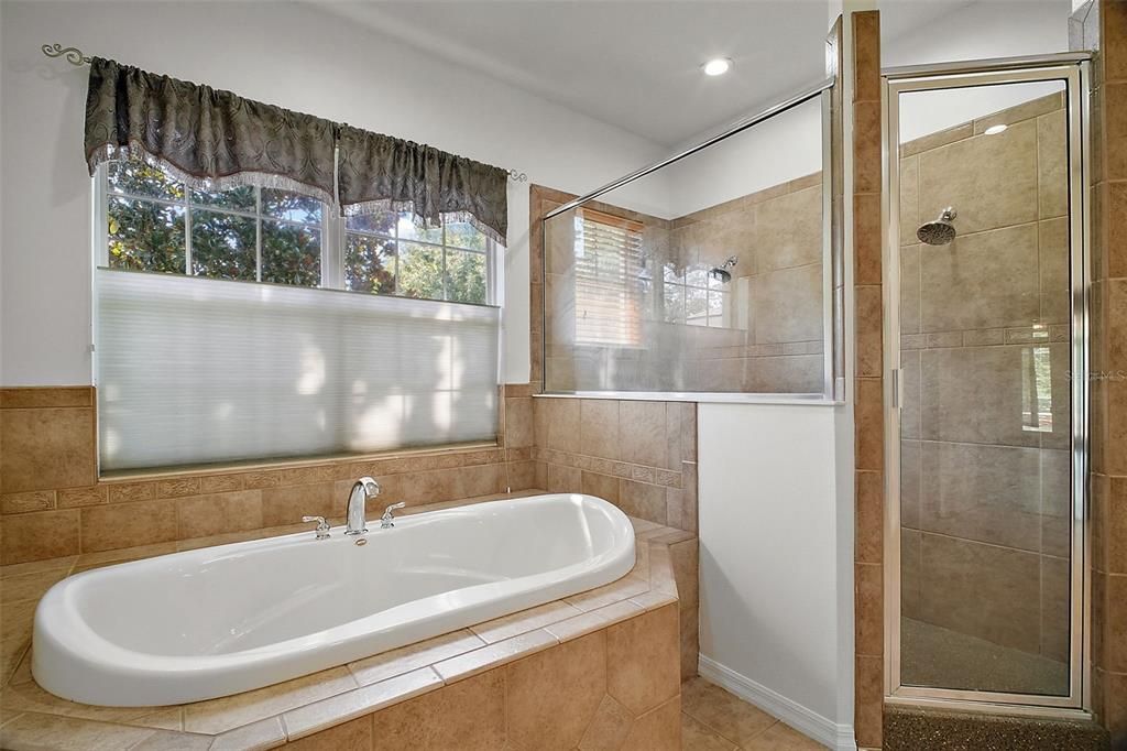 待售: $1,175,000 (4 贝兹, 3 浴室, 2765 平方英尺)