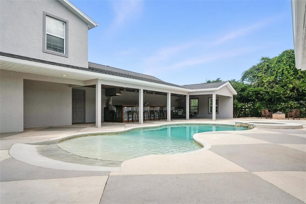 En Venta: $1,199,000 (4 camas, 4 baños, 3176 Pies cuadrados)