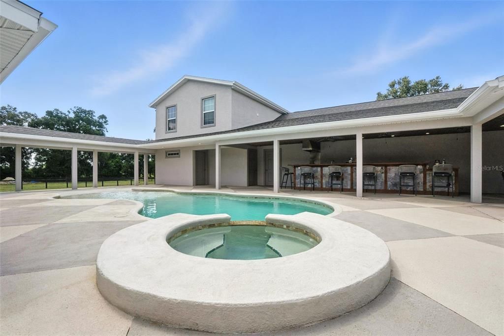 En Venta: $1,199,000 (4 camas, 4 baños, 3176 Pies cuadrados)