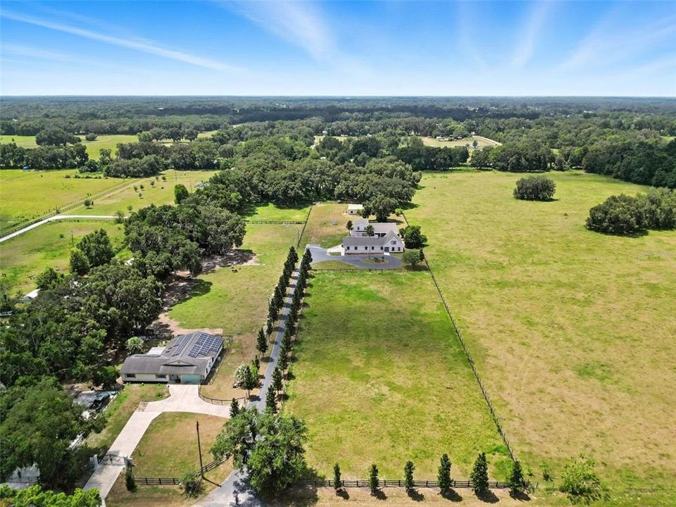 En Venta: $1,199,000 (4 camas, 4 baños, 3176 Pies cuadrados)