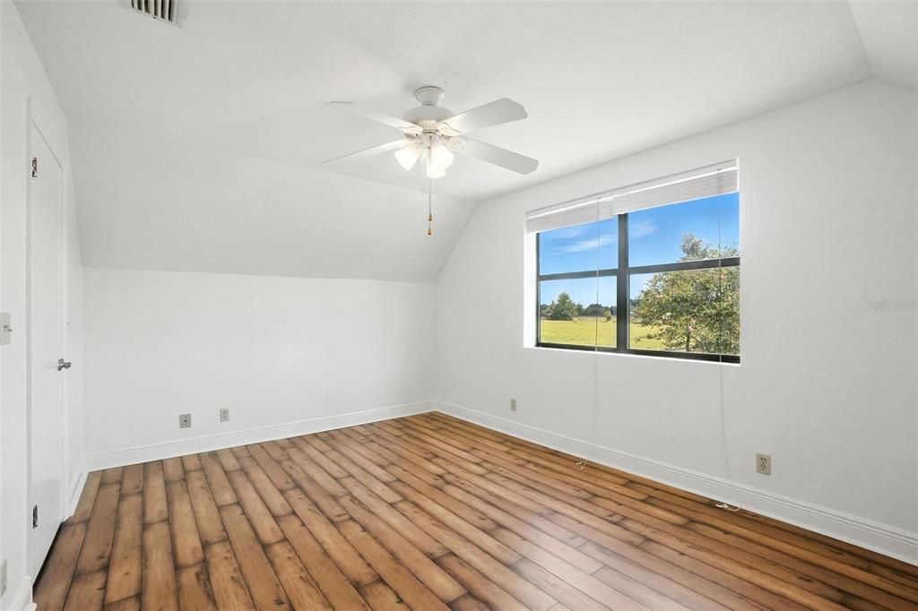 En Venta: $1,199,000 (4 camas, 4 baños, 3176 Pies cuadrados)