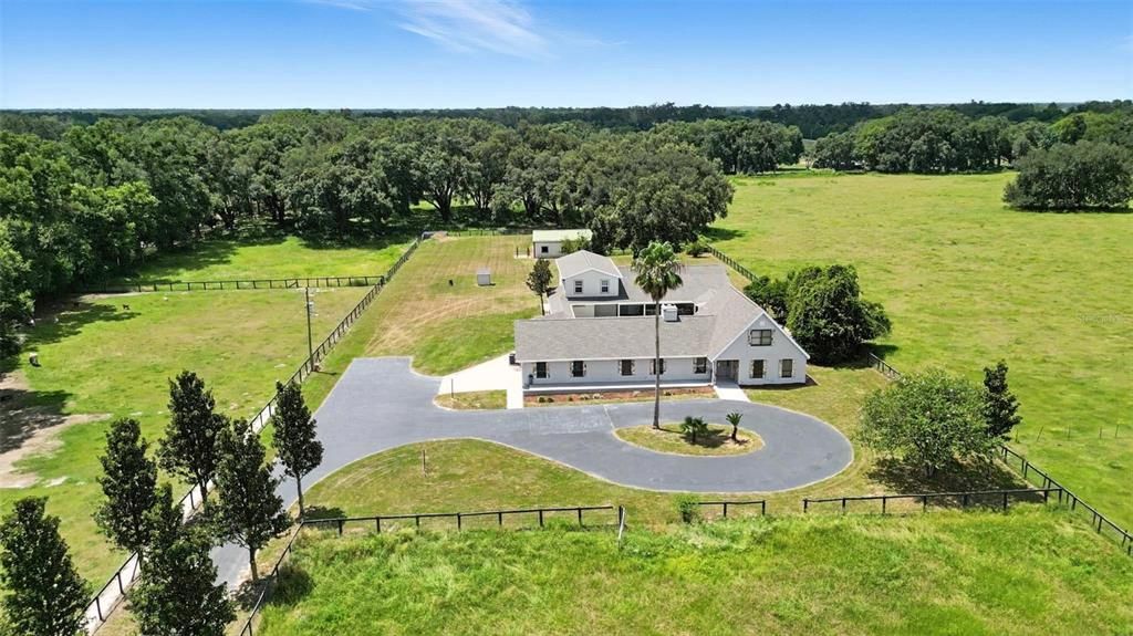 En Venta: $1,199,000 (4 camas, 4 baños, 3176 Pies cuadrados)