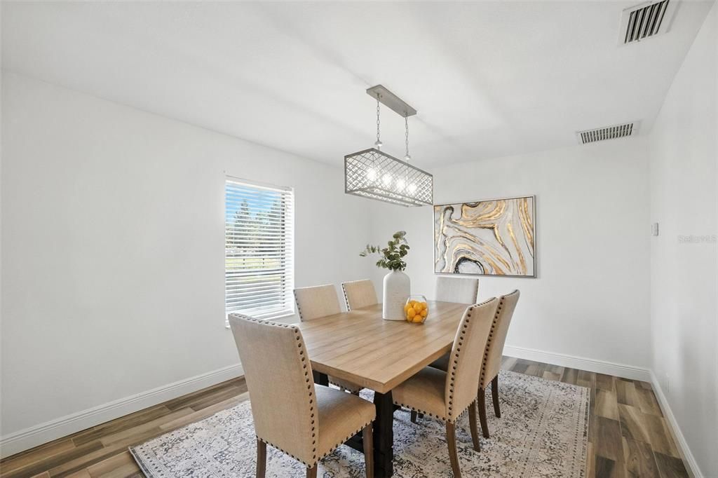 En Venta: $1,199,000 (4 camas, 4 baños, 3176 Pies cuadrados)