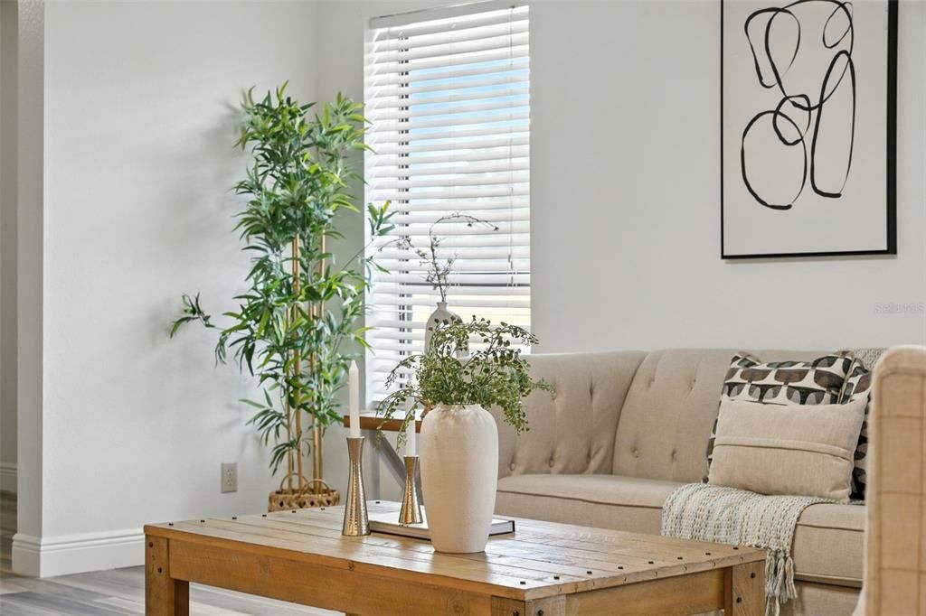 En Venta: $1,199,000 (4 camas, 4 baños, 3176 Pies cuadrados)