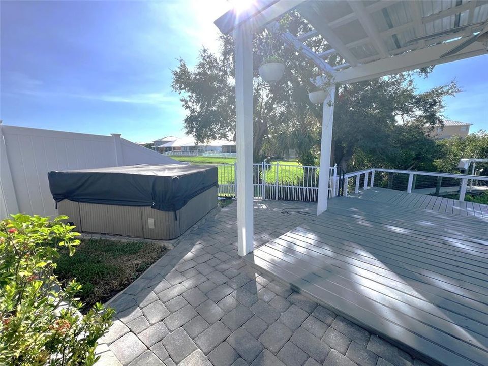 Active With Contract: $634,900 (4 beds, 2 baths, 2139 Square Feet)