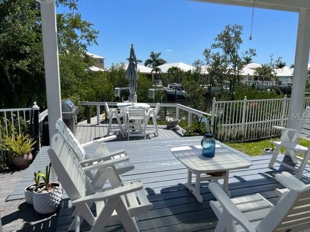 Active With Contract: $634,900 (4 beds, 2 baths, 2139 Square Feet)